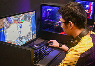 EC Esports Team Raises $2,000 for American Red Cross