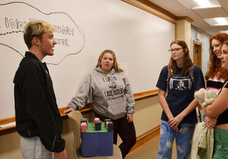 First-Year Students Build Skills and Spread Awareness During Inaugural FYS Showcase & Celebration