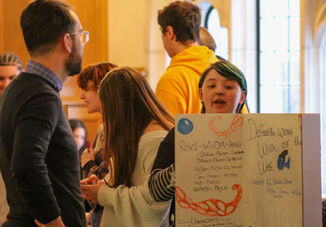 Campus Gathers to Celebrate Student Work at FYS Showcase