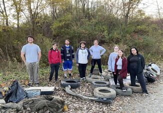 Elmira College Students Volunteer To Clean Area Riverways 