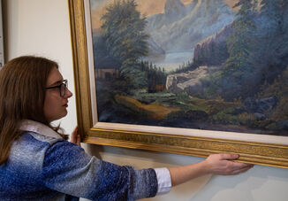 Jessa Barton ’24 is Finding the Stories Behind the Art of EC