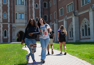 Move-In Monday: Campus Traditions, Lingo, and Tips