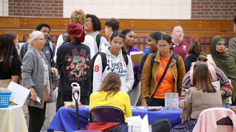 Elmira College Engagement Fair Connects Students With Area Non-Profits 