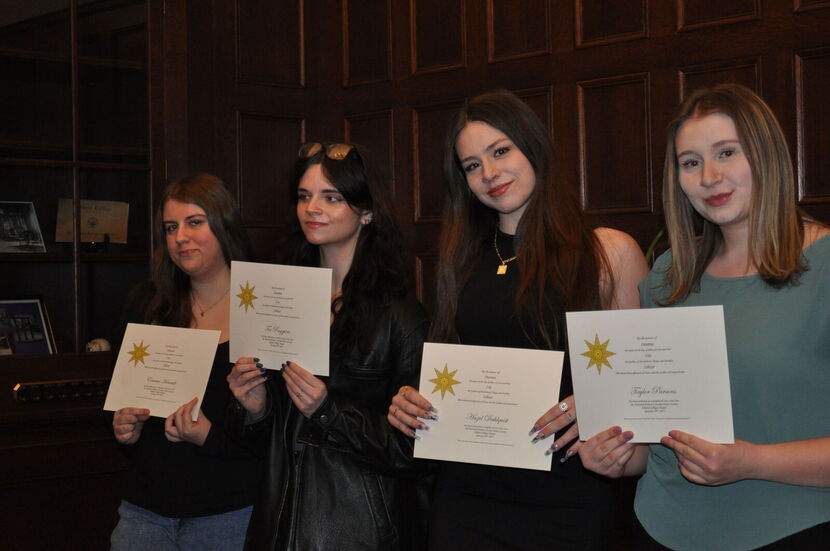 Four Elmira College Students Inducted Into Triota Honor Society