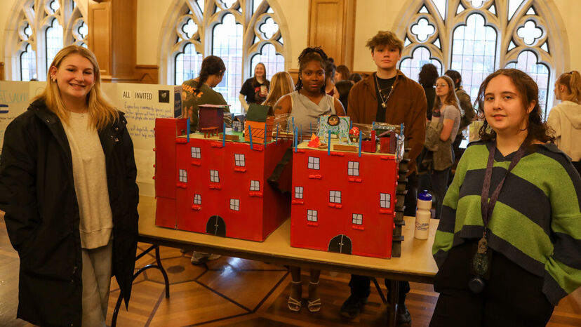 Forging Community and Creativity during FYS Showcase and Celebration