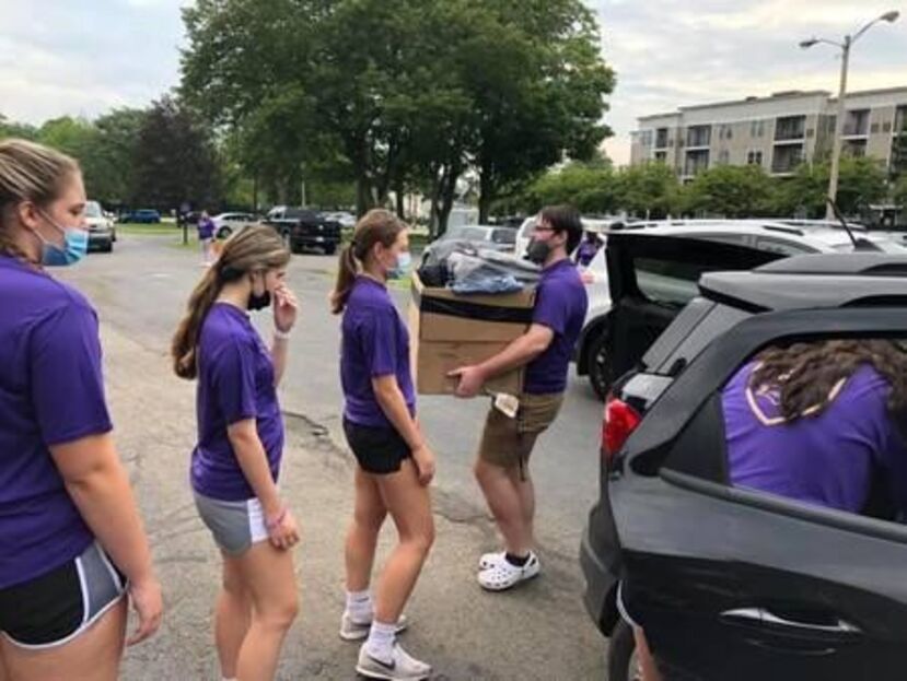 Move-In Monday: The EC Pack List