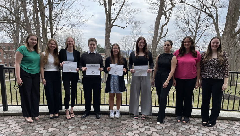 5 Students Inducted Into Psi Chi National Honor Society