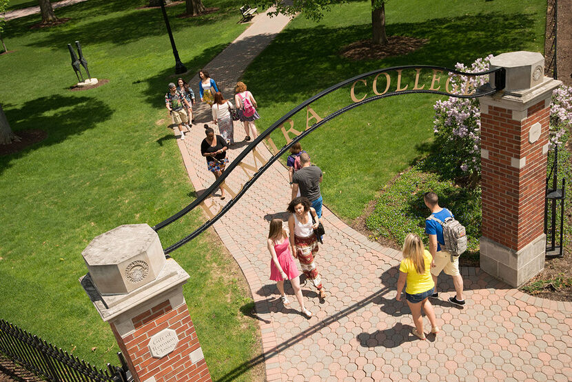 Welcome Wednesdays: Introducing First Year Seminar at Elmira College 
