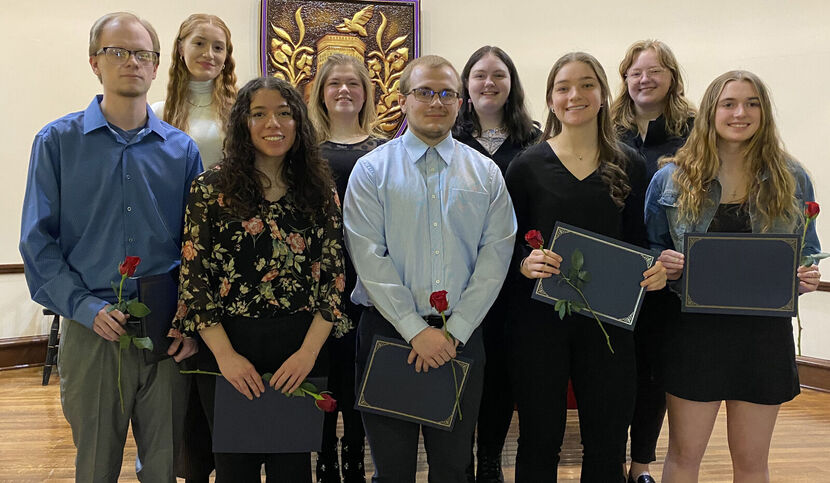 Twenty-Seven Elmira College Students Inducted Into Tri-Beta Honor Society