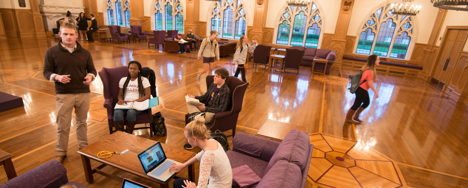 Students work together in Stephan's Lounge