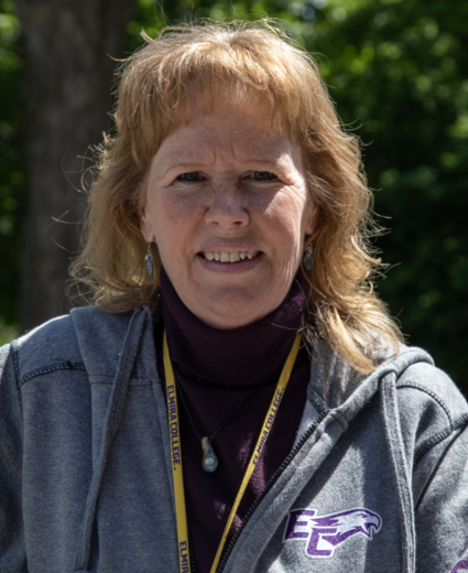 Suellen Nelles